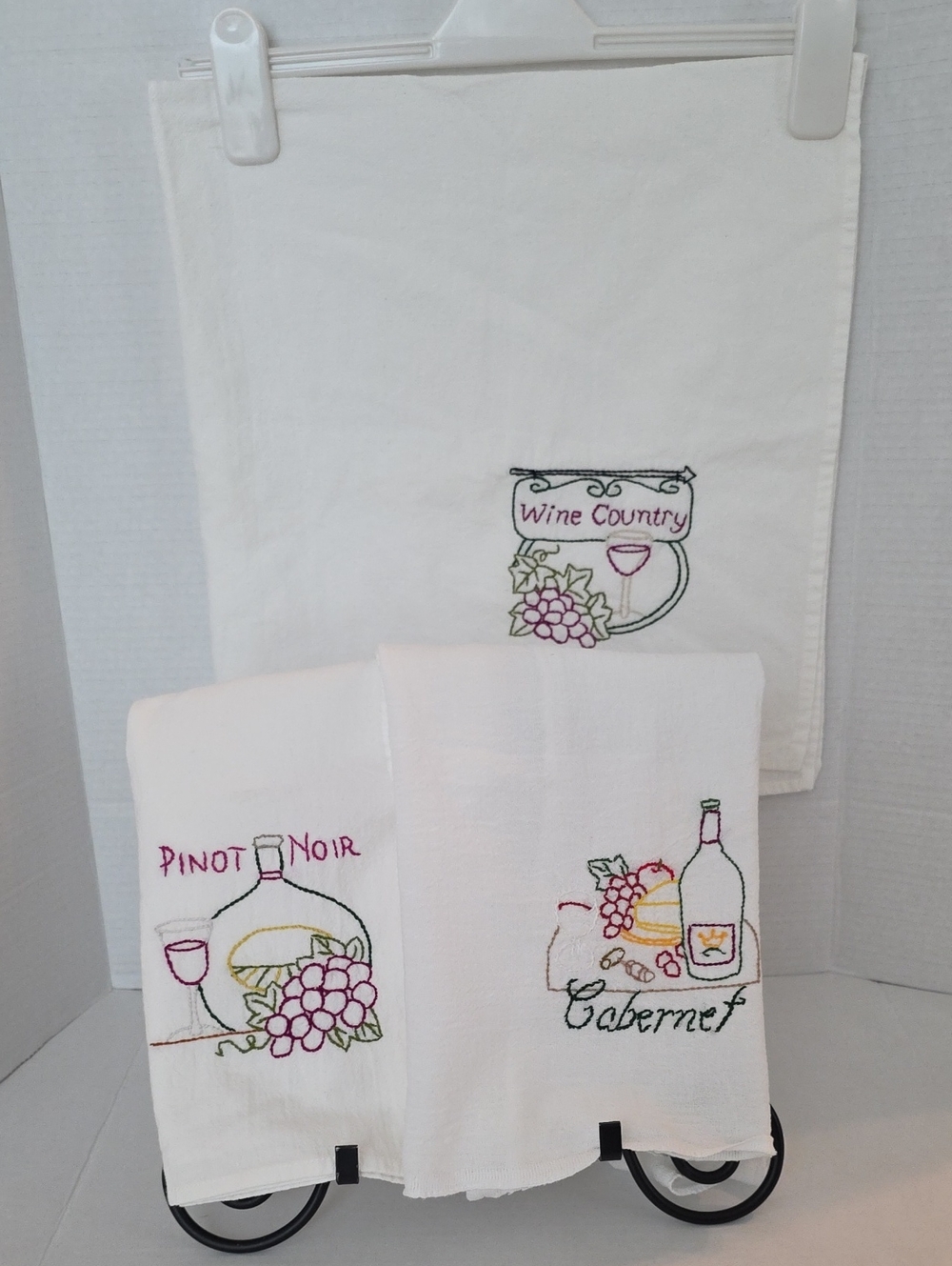 Flour Sack White Embroidered Wine Themed Designs Kitchen Towels Set of 3